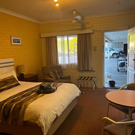 Jillaroo Motor Inn Glen Innes Buitenkant foto