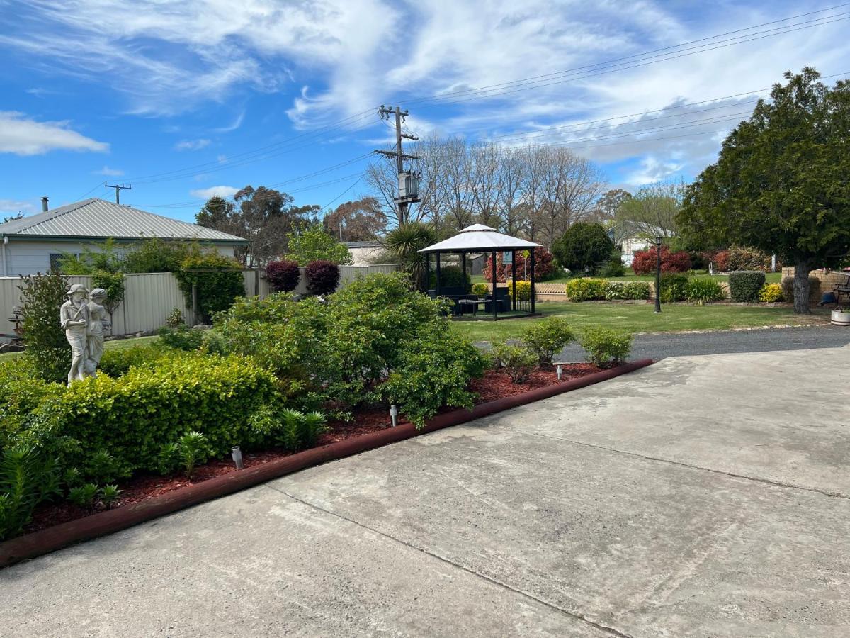 Jillaroo Motor Inn Glen Innes Buitenkant foto