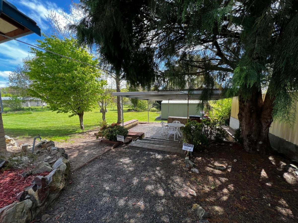 Jillaroo Motor Inn Glen Innes Buitenkant foto